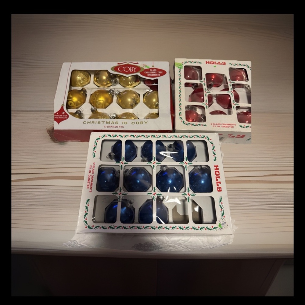 Coby And Holly Glass Christmas Ornament Set - Red, Blue, Gold Vintage-28